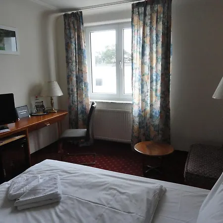 Comfort Frankfurt Airport 3* Fráncfort del Meno