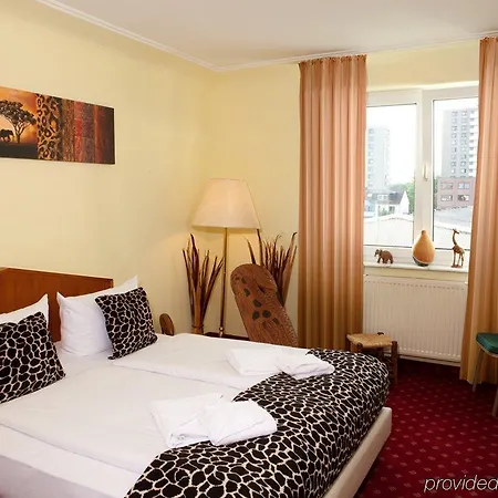 Hotel Comfort Frankfurt Airport 3*