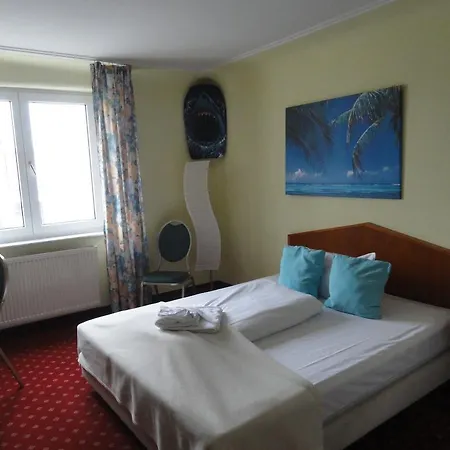 Comfort Frankfurt Airport 3*