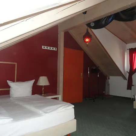 Hotel Comfort Frankfurt Airport 3*