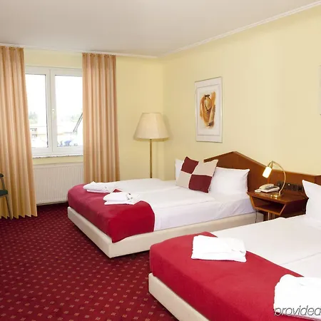 Comfort Frankfurt Airport 3*