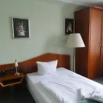 Hotell Comfort Frankfurt Airport 3*